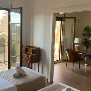 espectacular-corsini-apartment-en-tarragona-centro.top-hotels-tarragona.com/