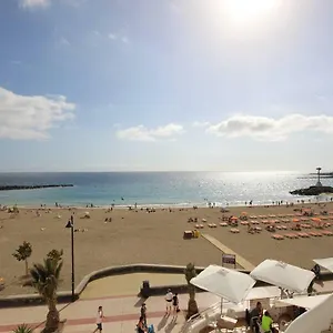 luxury-apartment-cristianos-beachfront.tenerifehoteles.net/
